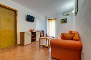 Апартаменты Apartments Radojević Петровац Апартаменты с 1 спальней-1