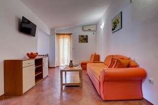 Апартаменты Apartments Radojević Петровац Апартаменты с 1 спальней-4